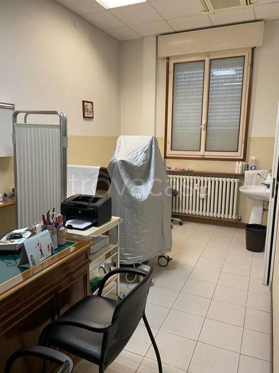 Ufficio in in affitto da privato a San Pietro in Casale via Ruffillo Tolomelli, 58