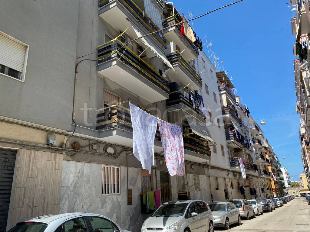 Appartamento in vendita a Barletta via Antonio Francavilla