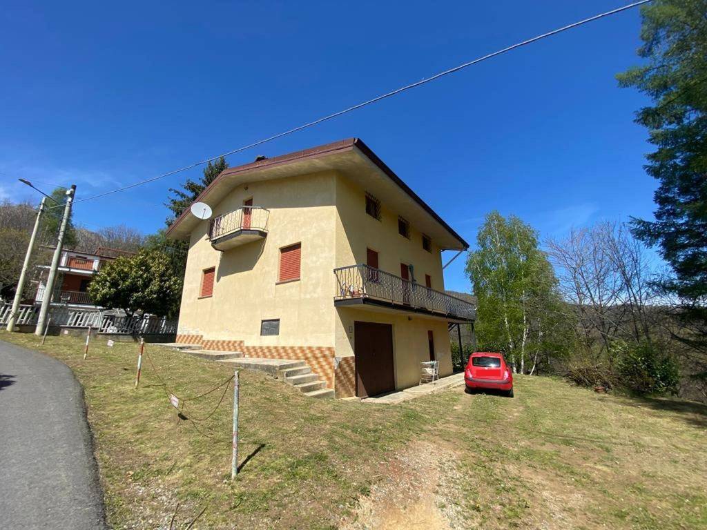 Casa Indipendente in vendita a Colleretto Castelnuovo via Cavour 135