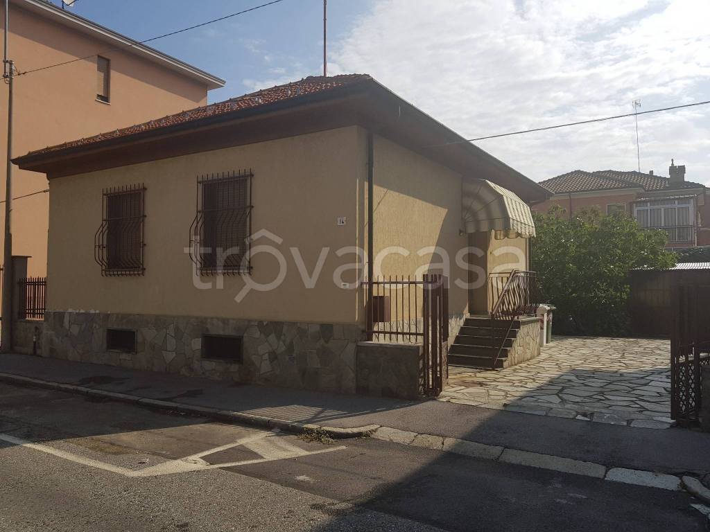 Villa in vendita a Grugliasco via Giotto, 14