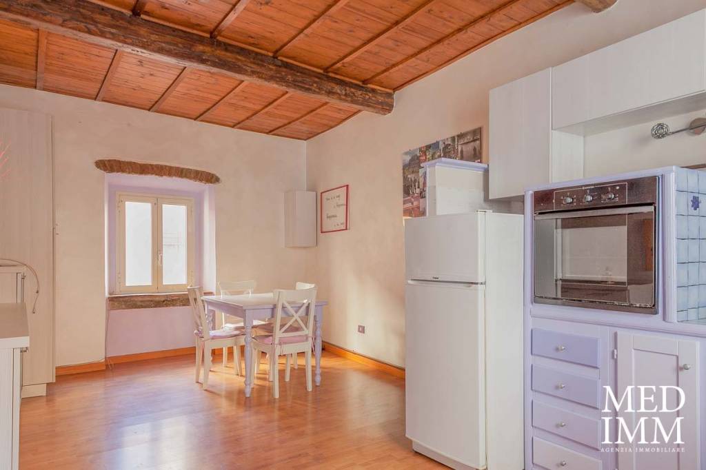 Appartamento in vendita a Viterbo via Parrocchia