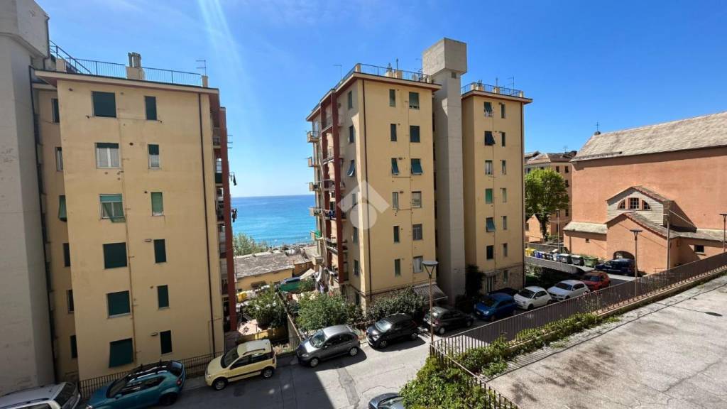 Appartamento in vendita a Genova via Antonio Viacava, 12