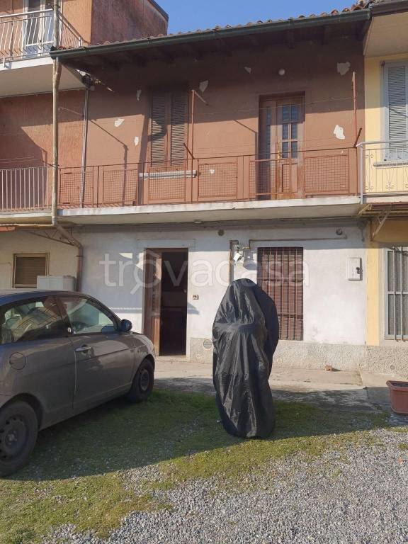 Appartamento in vendita a Capriate San Gervasio via Salvi