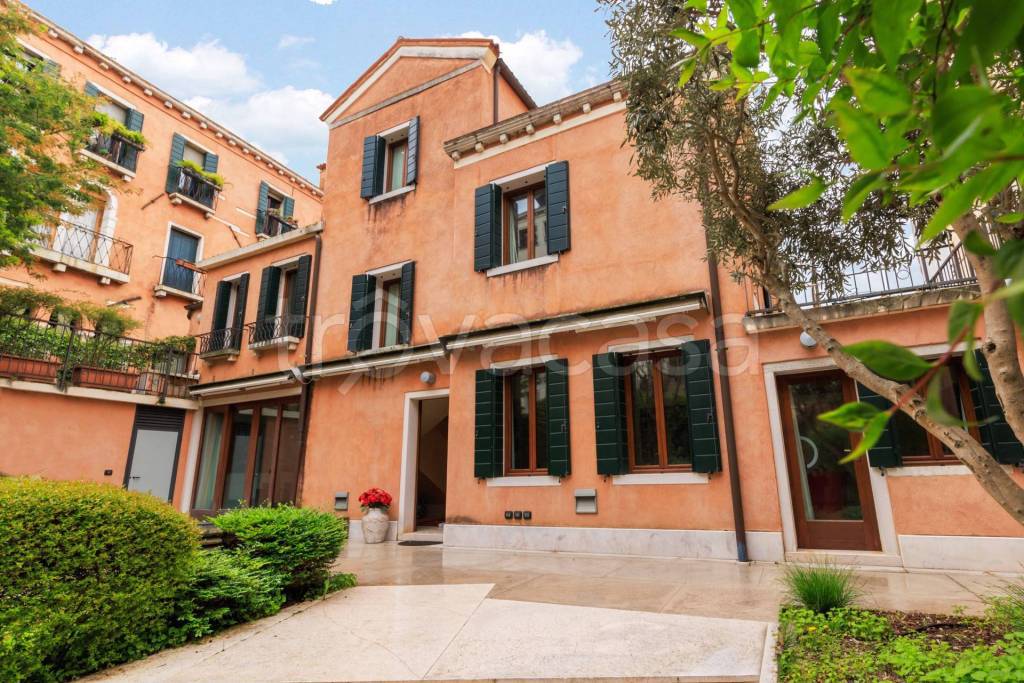 Villa in vendita a Venezia campiello Albrizzi