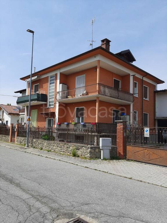 Villa Bifamiliare in vendita a Borgo San Dalmazzo