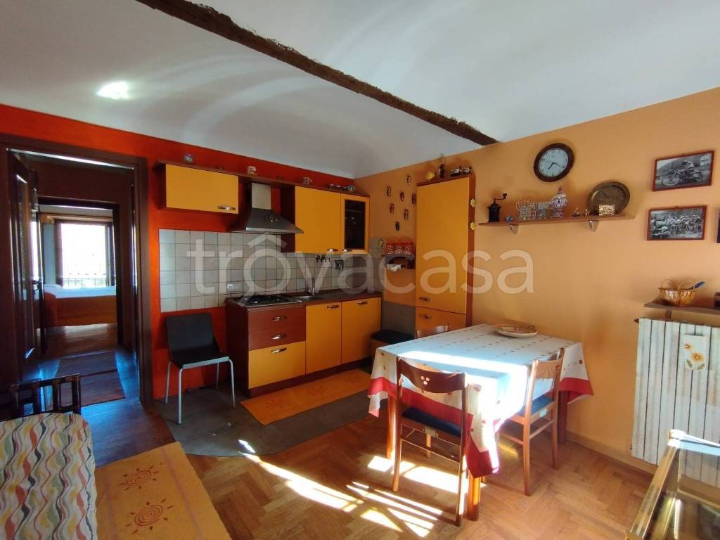 Appartamento in vendita a Monale via Desiderato Chiaves, 2