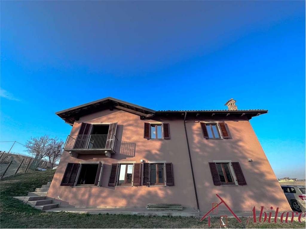 Villa in vendita a Monforte d'Alba località San Sebastiano