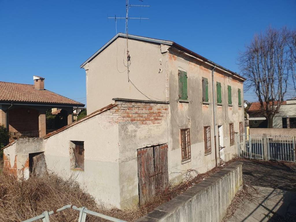 Casale in vendita a Borgo Virgilio via arginotto, 6