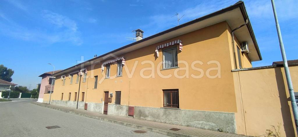 Appartamento in vendita a Borghetto Lodigiano via Lago