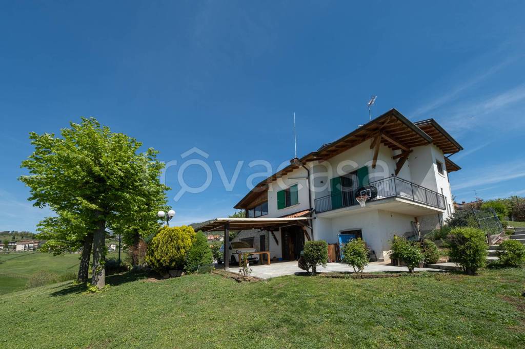 Villa in vendita a Scanzorosciate via Maffioli, 20