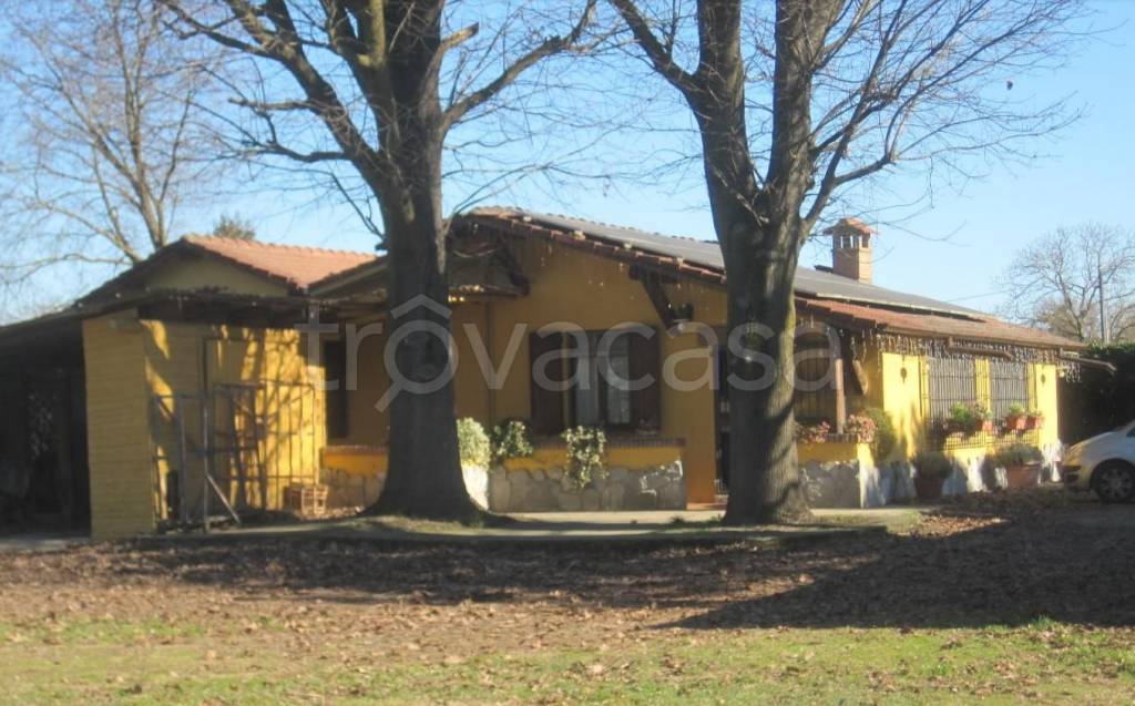Villa all'asta a Vigevano strada Fogliano Inferiore, 159