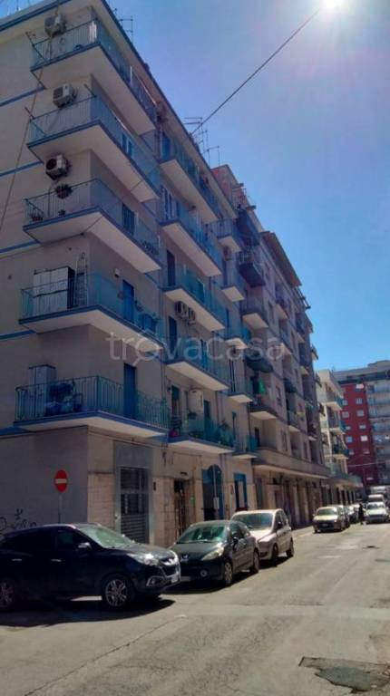 Appartamento in vendita a Taranto via Falanto, 9