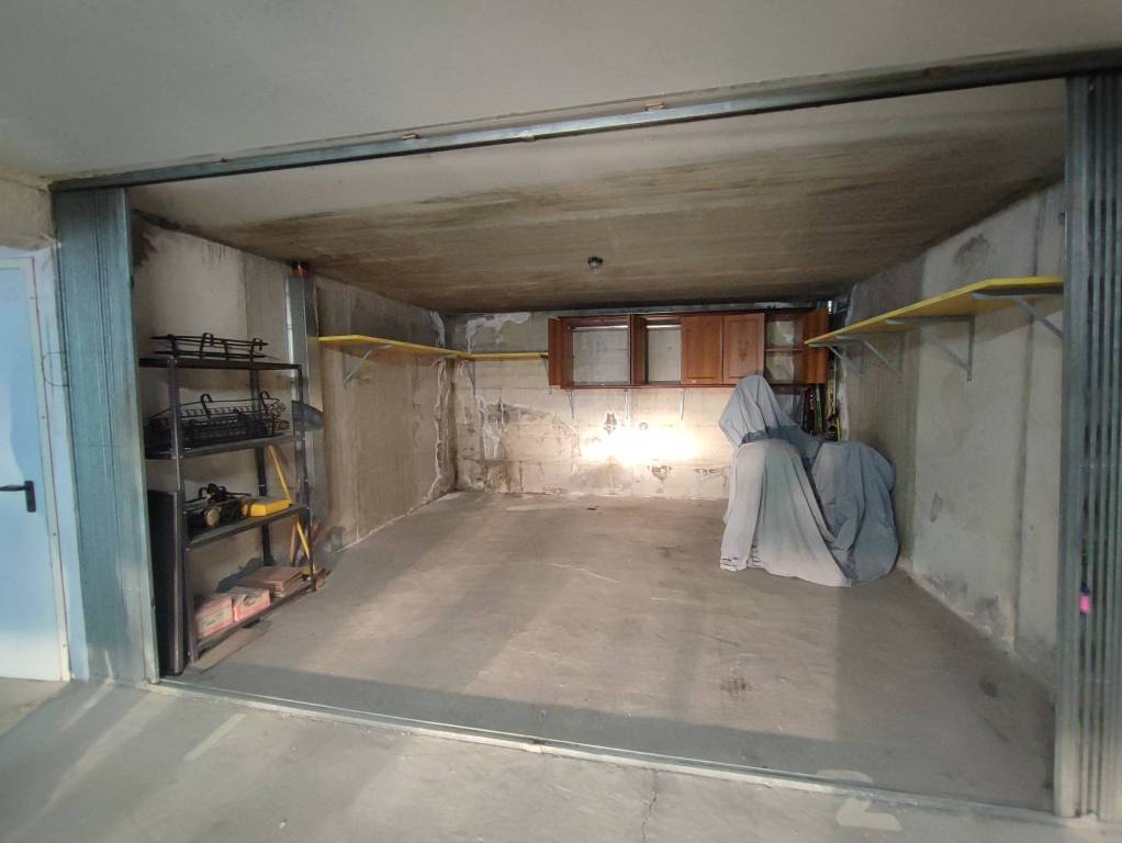 Garage in vendita a Sestola via del Panorama, 44