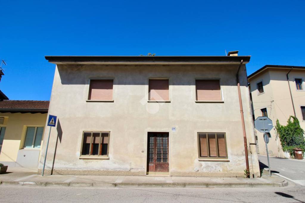 Casa Indipendente in vendita a Palmanova via Guglielmo Marconi, 19