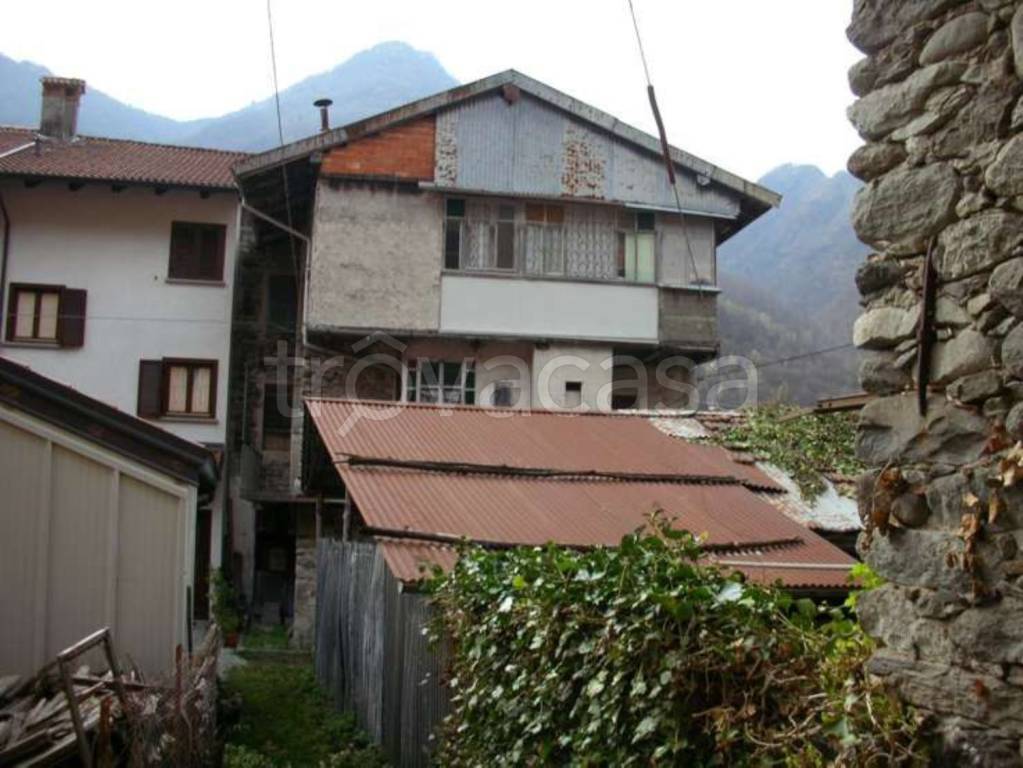 Villa in vendita a Varallo strada sp299, 14