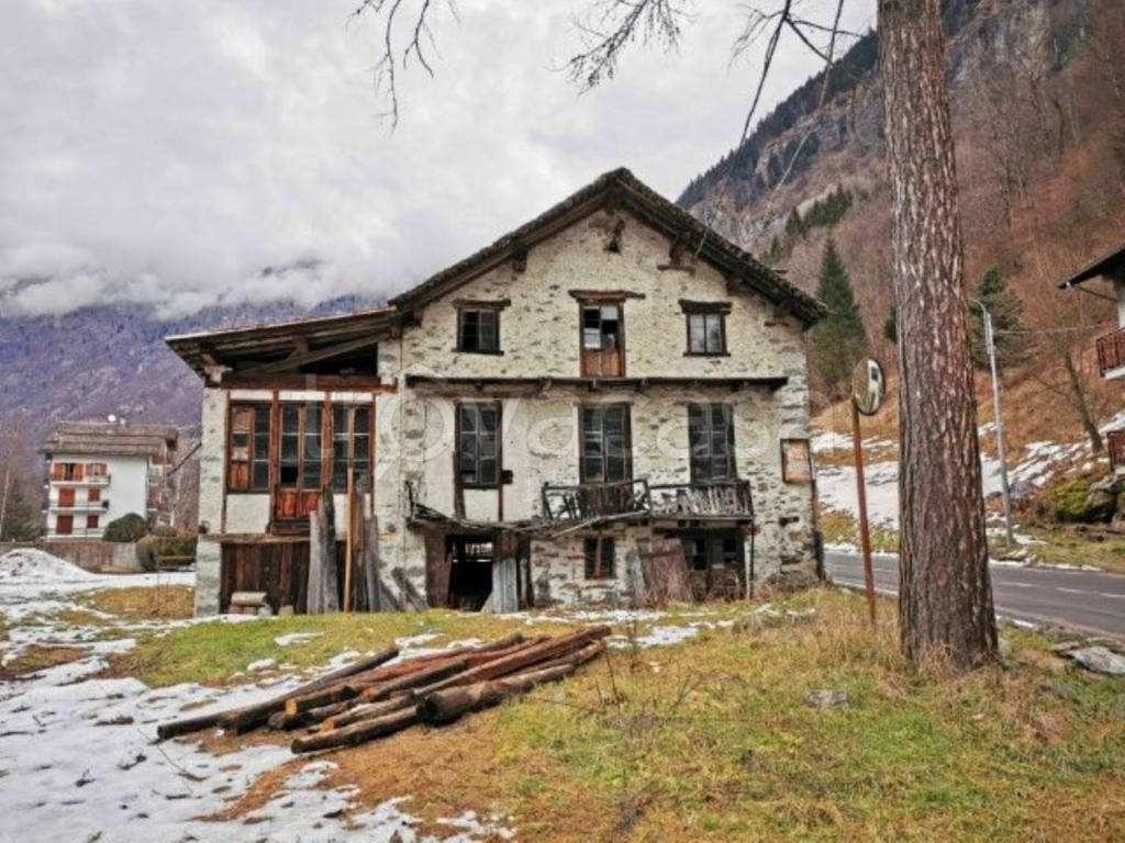 Villa in vendita a Campertogno regione baraggia s.n.c