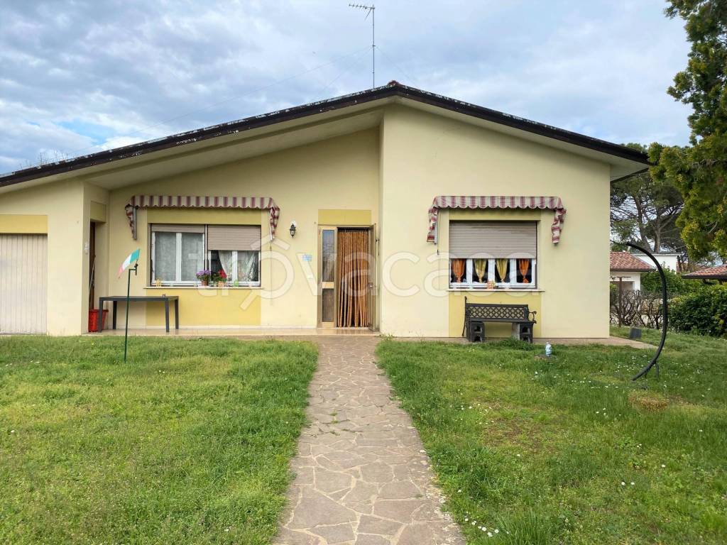Villa in vendita a Cordenons via Maestra, 149