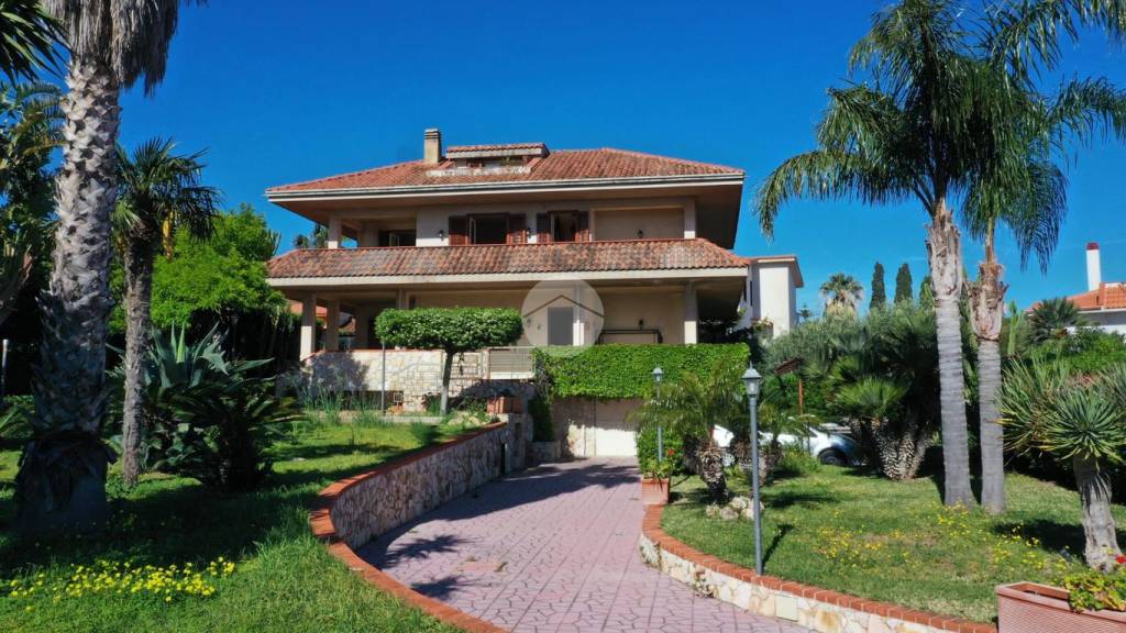 Villa in vendita a Cinisi c.Da Pozzillo