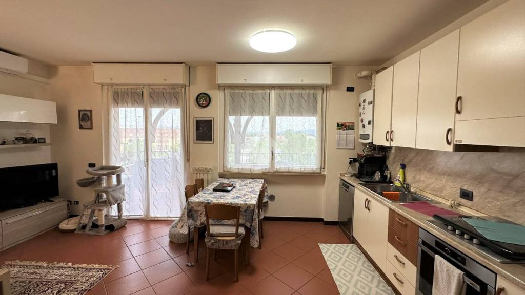 Appartamento in vendita a Corte Franca via Seradina, 11