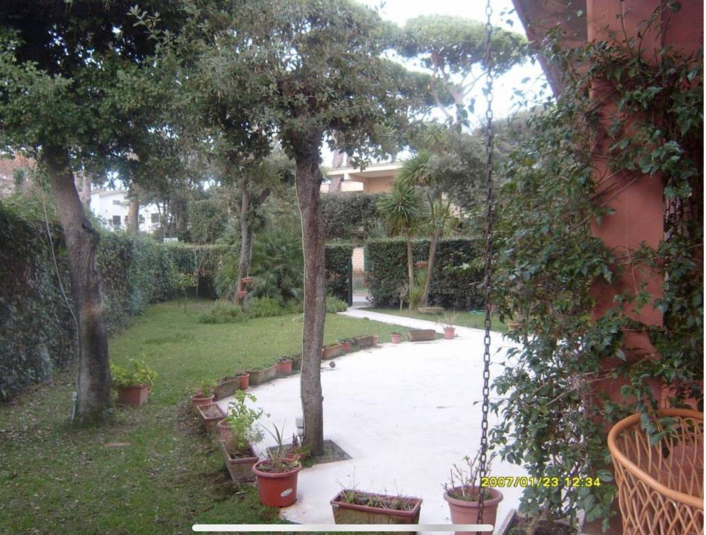 Villa in in affitto da privato a Fiumicino via Portovenere, 68