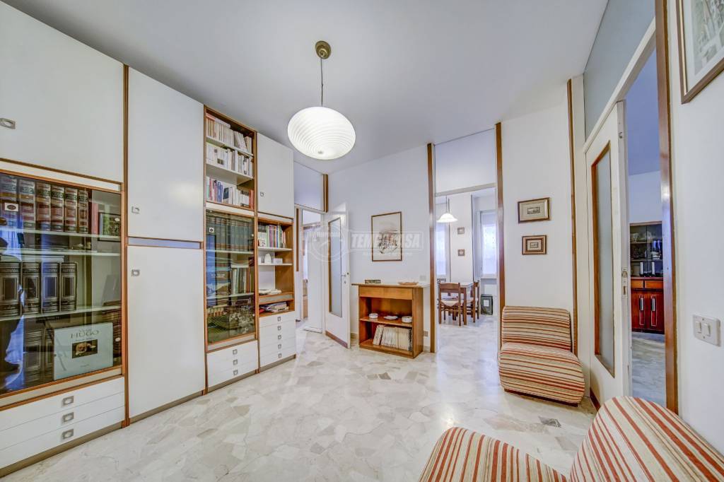 Appartamento in vendita a Sesto Calende via Vittorio Veneto