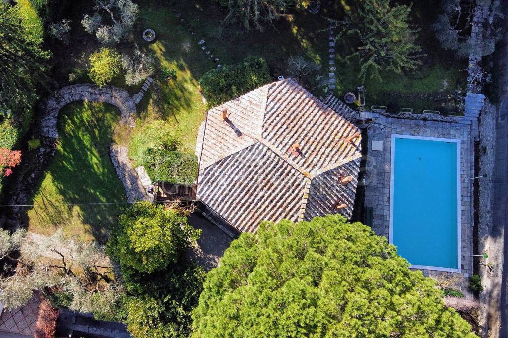 Villa Bifamiliare in vendita a Cetona