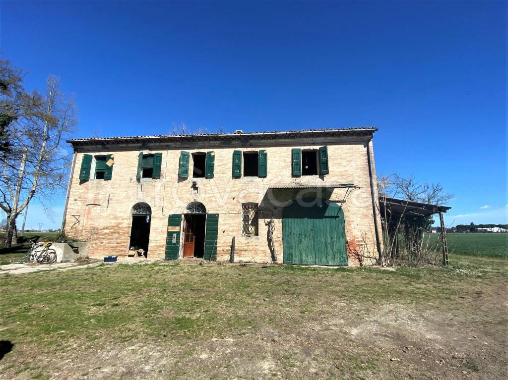 Casale in vendita a Ravenna