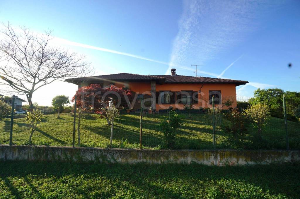 Villa in vendita a Cassolnovo