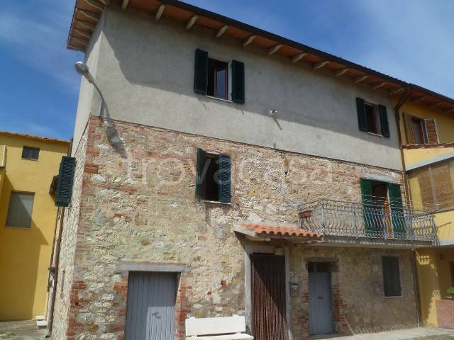 Casa Indipendente in vendita a Castiglione del Lago località Cascina