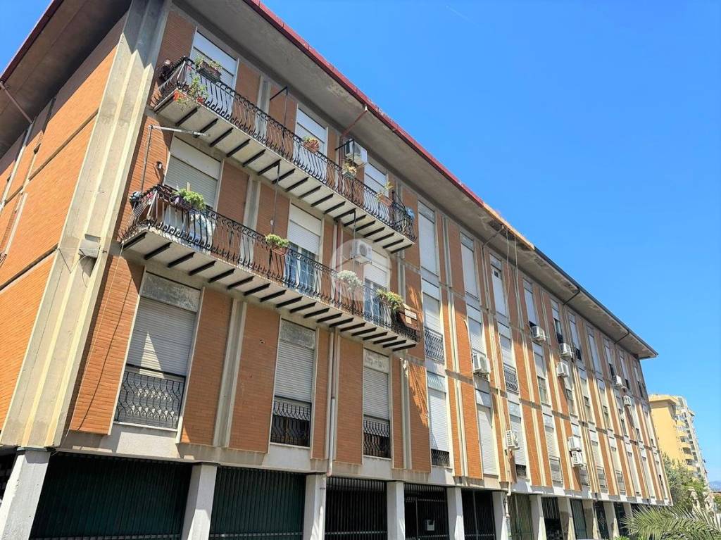 Appartamento in vendita a Palermo largo Alberto Monroy, 1