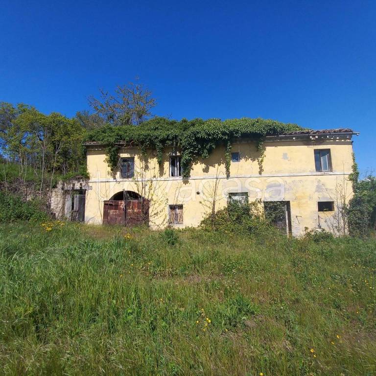 Casa Indipendente in vendita a Montegiorgio contrada Santa Susanna