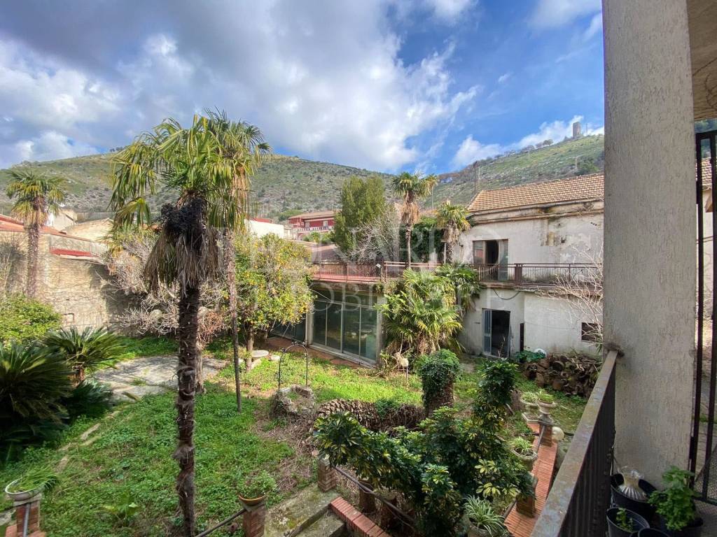 Villa Bifamiliare in vendita a Maddaloni via Guido Troiani, 5