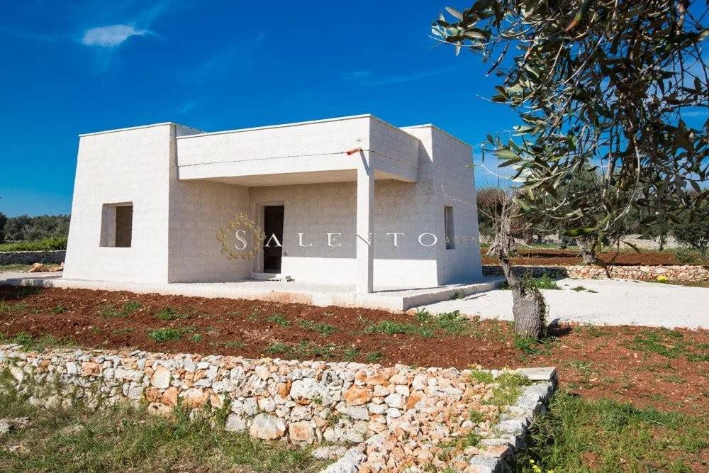 Villa in vendita a Salve salve San Lasi