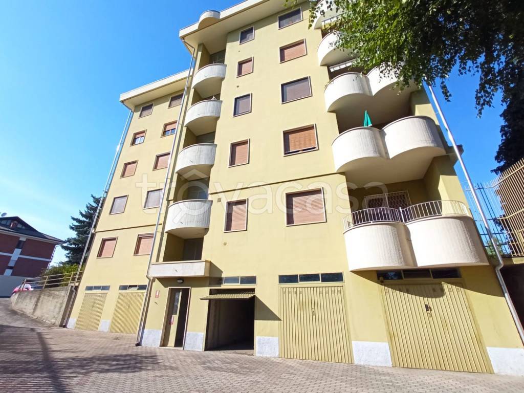 Appartamento in vendita a Cossato viale Giancarlo Pajetta, 24