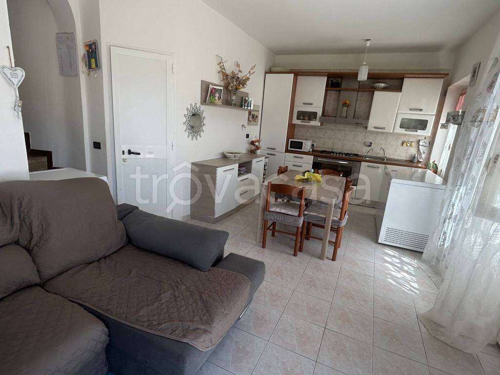 Appartamento in vendita a Cerveteri via Adria, 107