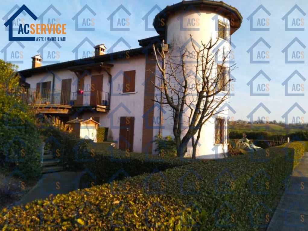 Villa Bifamiliare all'asta a Lonato del Garda via Fornasetta, 60/a