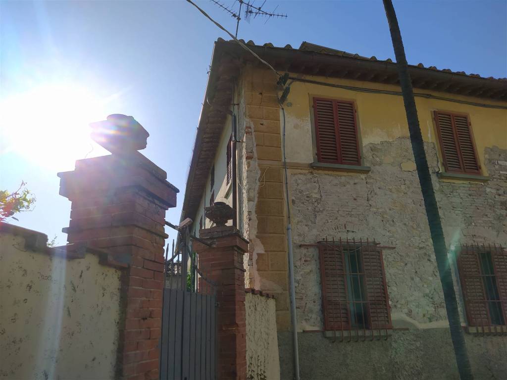 Rustico in vendita a Rignano sull'Arno località Petriolo