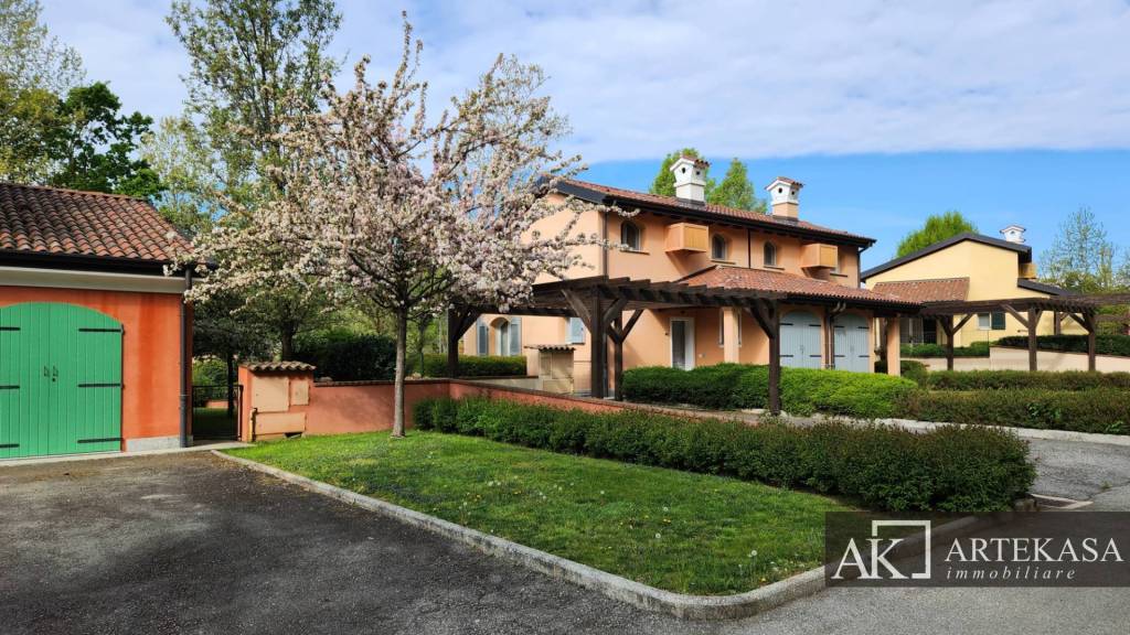 Villa in vendita a Bogogno via Sant'Isidoro, 1