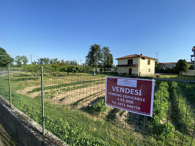 Terreno Residenziale in vendita a Sant'Angelo Lodigiano via Bruno Buozzi, 2