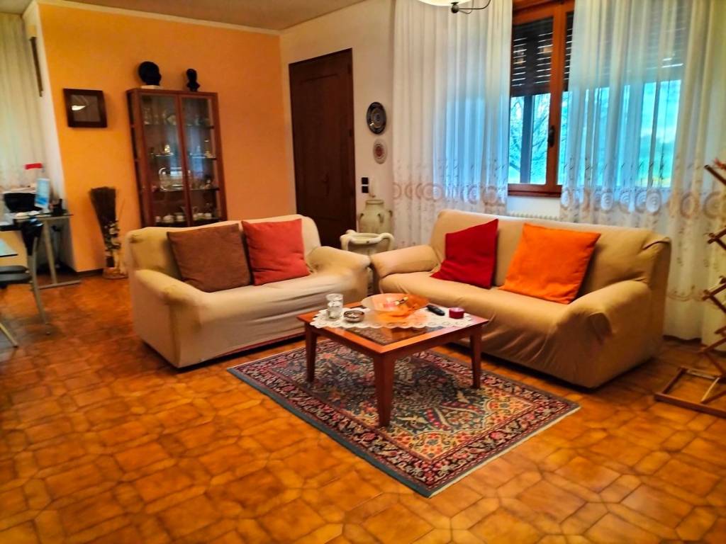 Villa in vendita a Gavello gavello - Via Marconi, 0