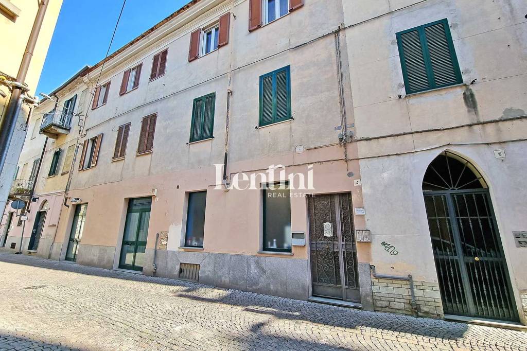 Appartamento in vendita a Casale Monferrato via Massimo d'Azeglio