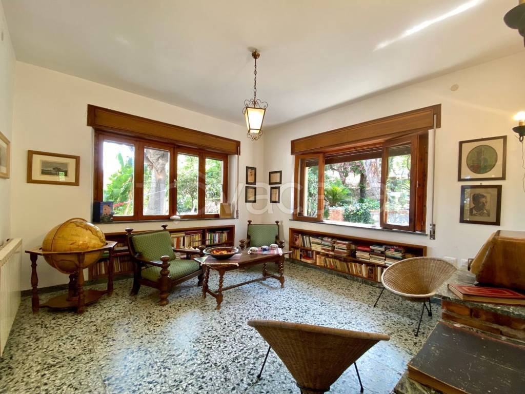 Villa in vendita a Cefalù via Pietragrossa, 31