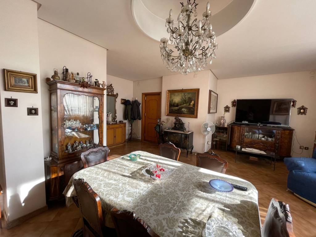 Appartamento in vendita a Palermo via Emanuele Notarbartolo, 62