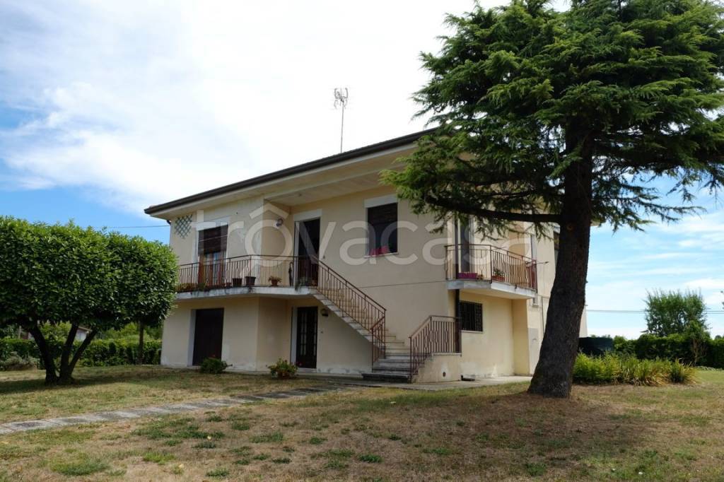 Villa in vendita a Roncade strada Provinciale di Spercenigo