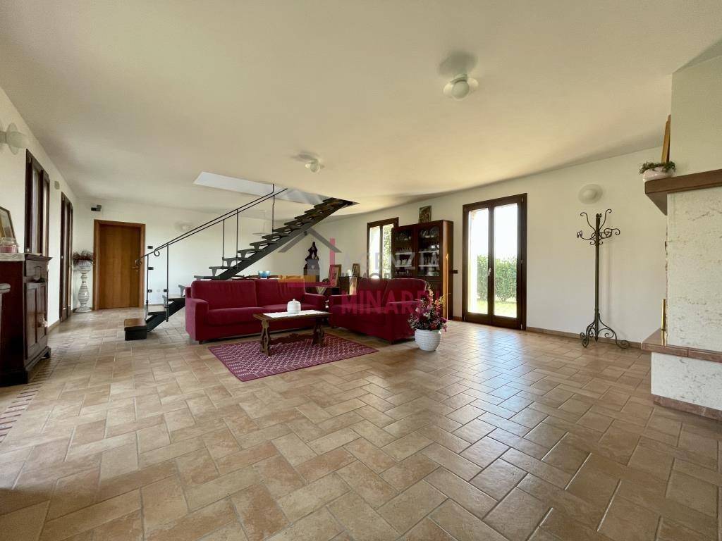 Villa in vendita a Faenza via san mamante