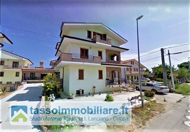 Villa in vendita a Ortona contrada San Donato, 114
