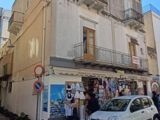 Appartamento in in vendita da privato a lipari corso vittorio emanuele