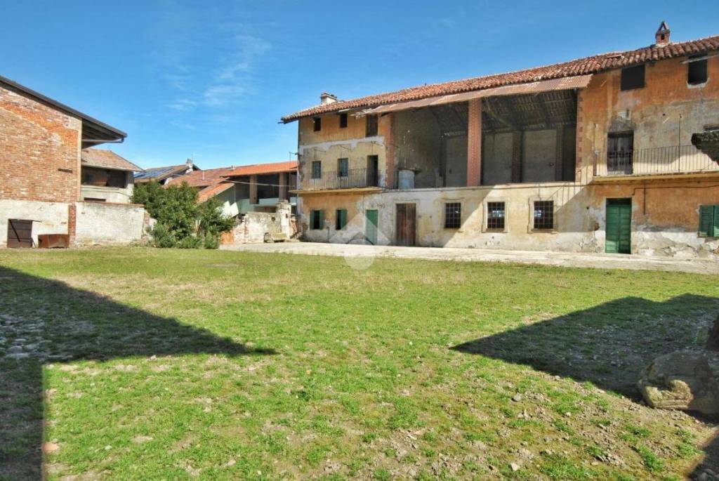 Rustico in vendita a Borgo d'Ale cascina Bertella, 5