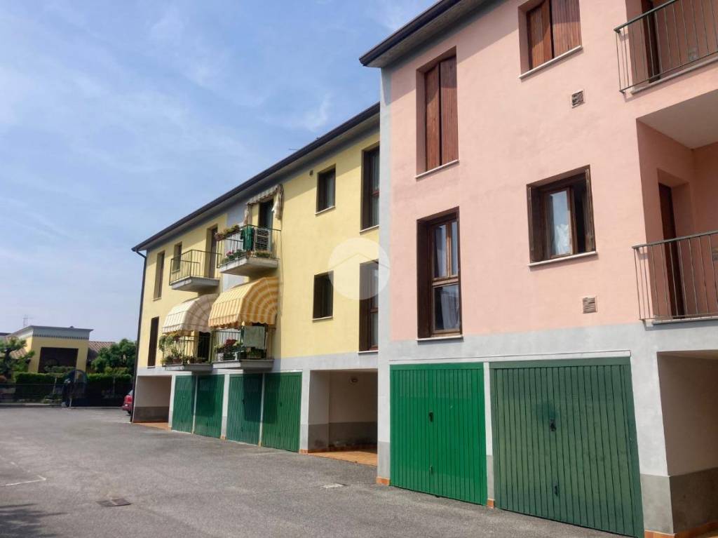 Appartamento in vendita a Castel Mella piazza San Siro, 9
