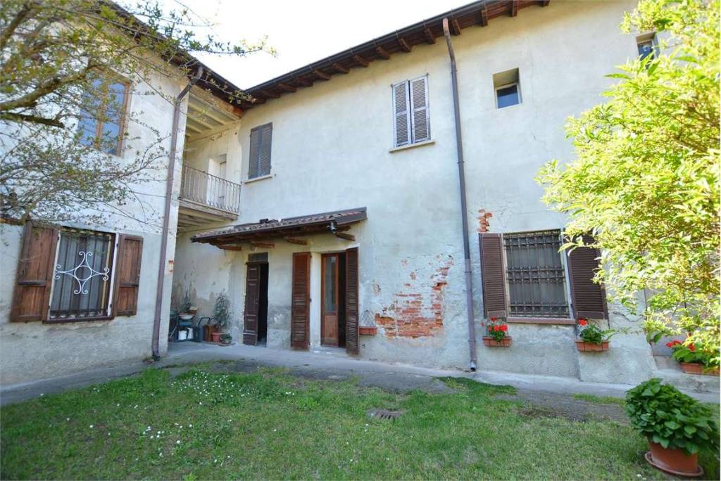 Casa Indipendente in vendita a Orio Litta via Pio Rossi, 4